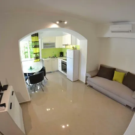 Apartamento Zala Matusan Supetarska Draga
