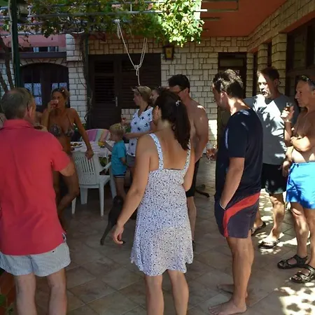 Zala Matusan *